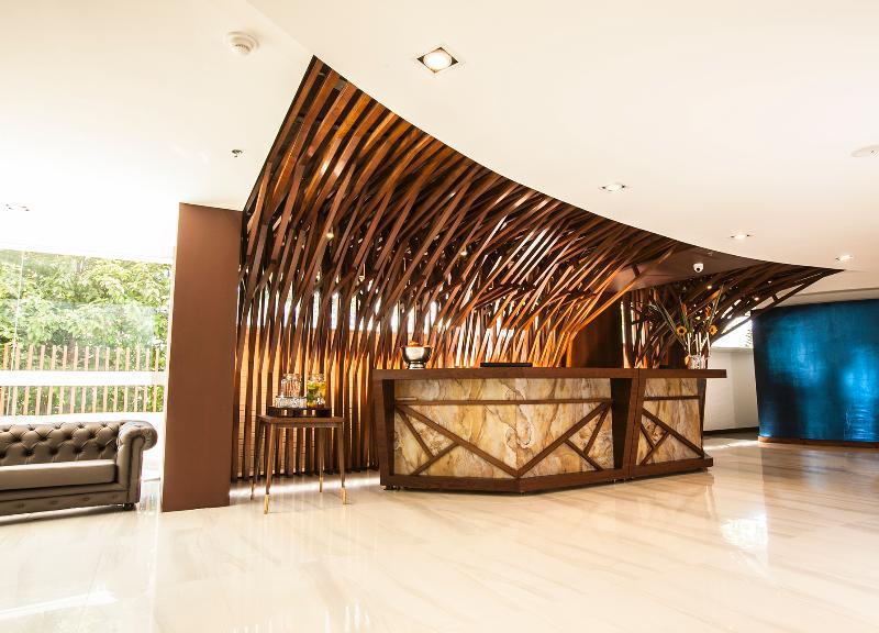 Viaggio Medellín Grand Select Medellín