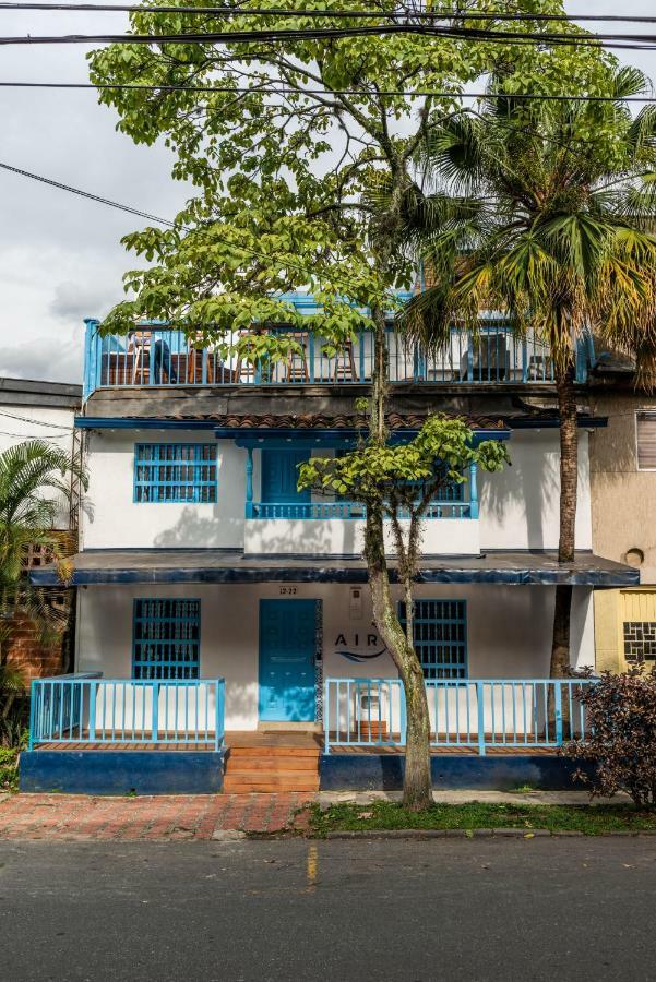 Air 3* Medellín