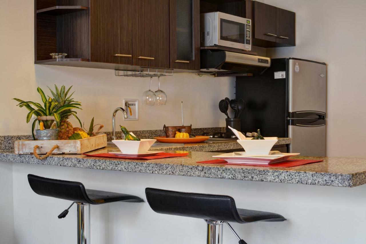 Poblado Suites By Lifeafar Medellín