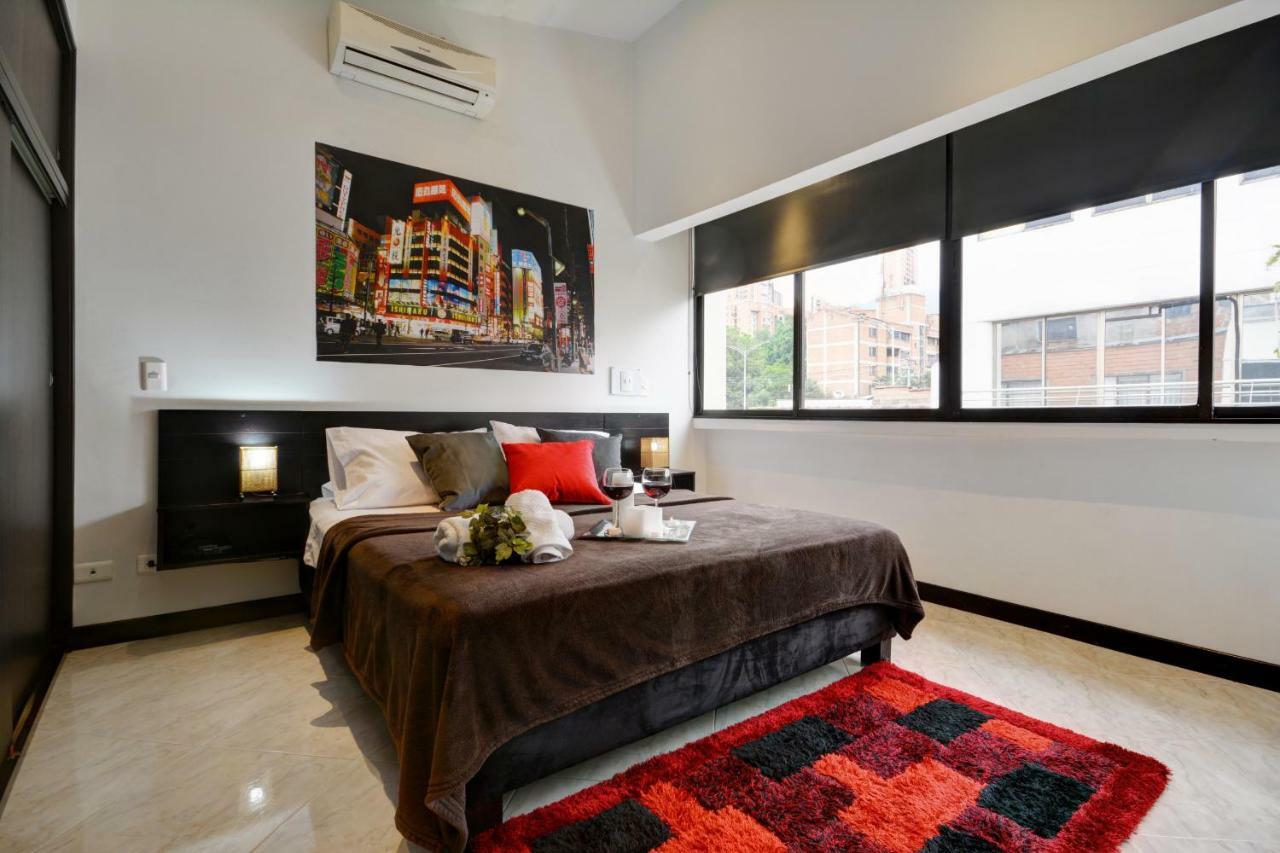 Apartamento Poblado Suites By Lifeafar Medellín