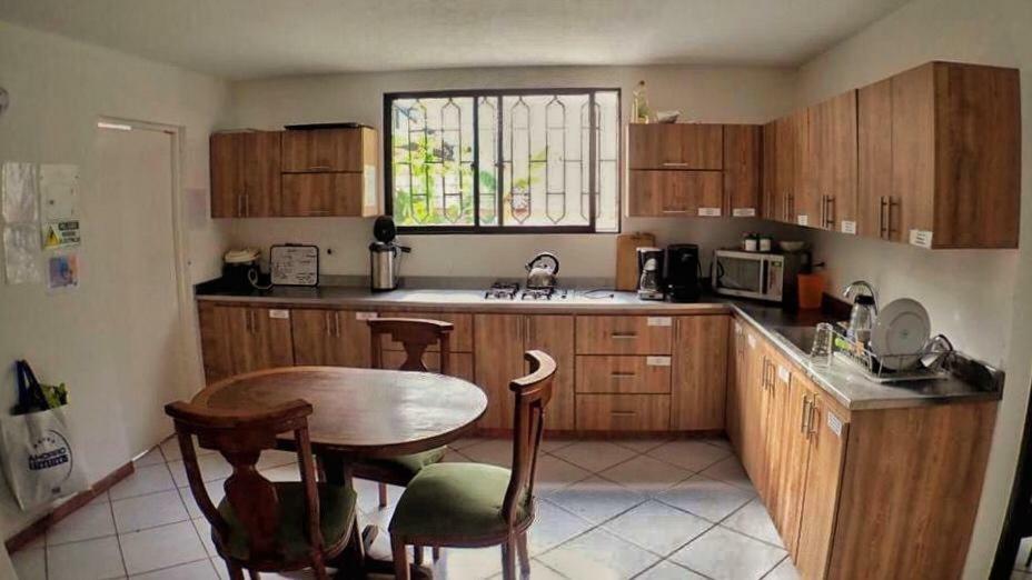 Hostal Casa Cliche *