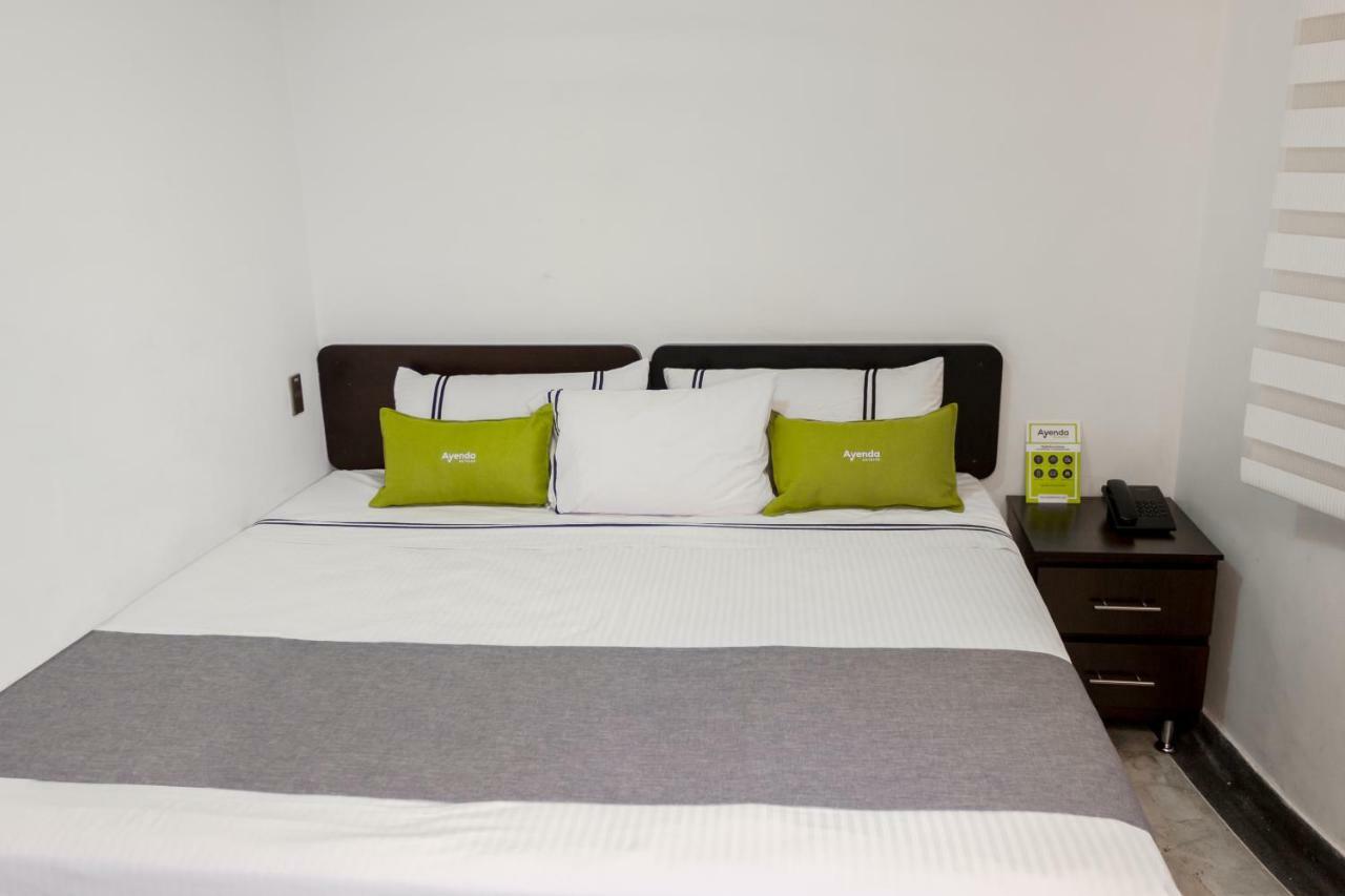 Calasanz Real Hotel