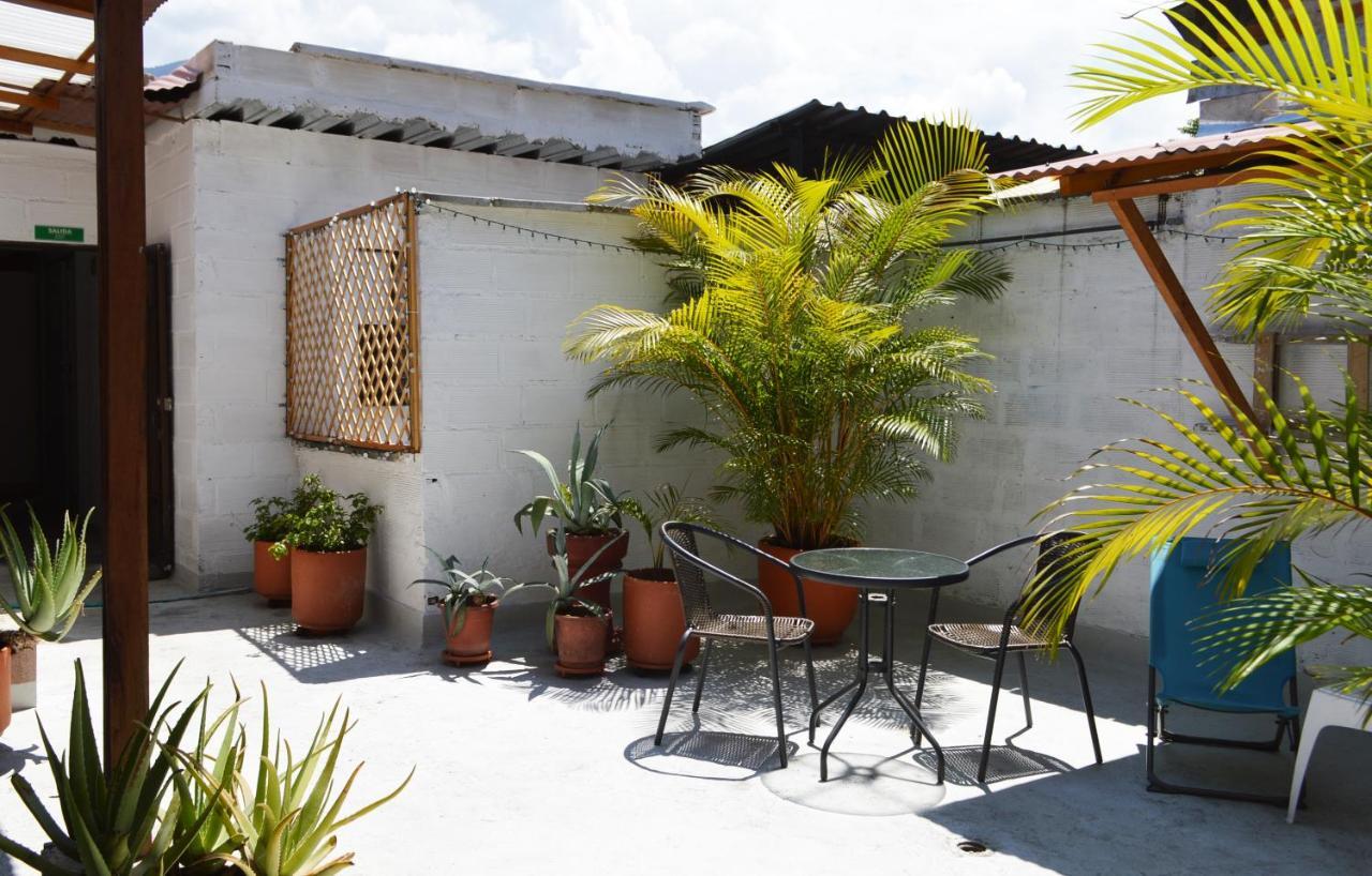 Albaka Guest House Bed and breakfast