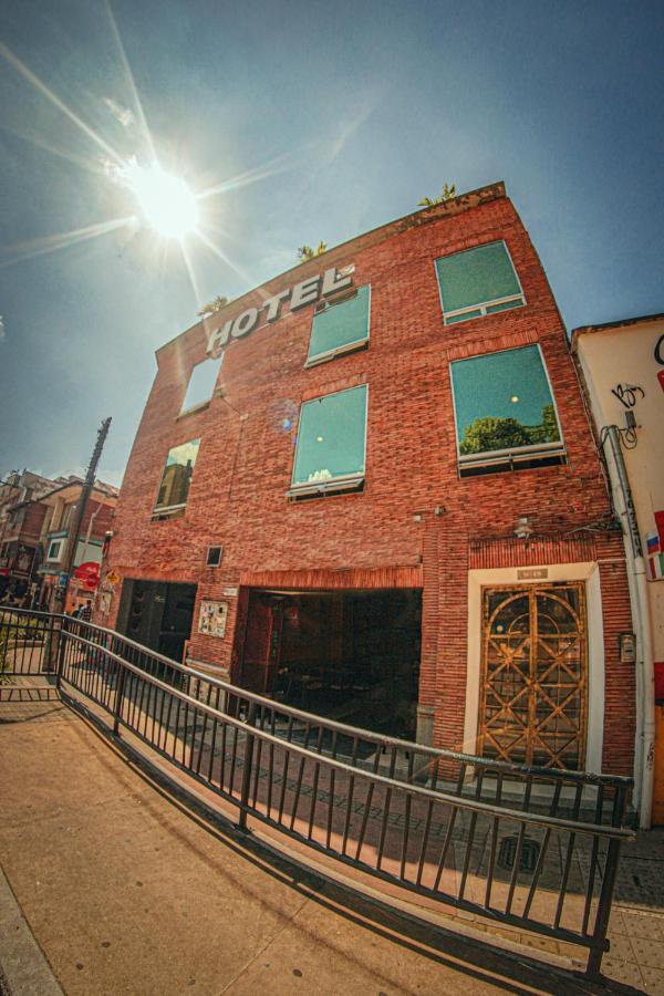 Hotel Tik