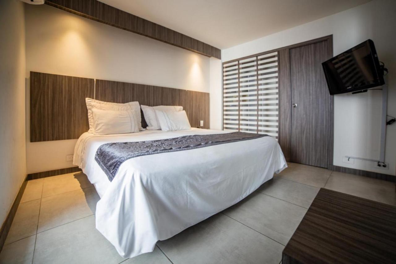 Park 42 Apartasuites 3* Medellín