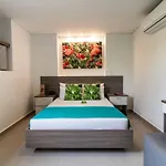 Lleras Green Hotel
