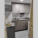 Studio Apartment next to el Parque del Poblado
