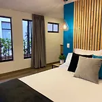 Casa Santafé - Coliving Hotel
