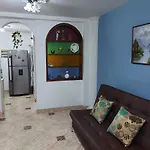 Apartamento cerca Mall La Central y Estación Tranvía