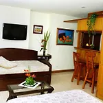 Aparta Hotel La Provincia