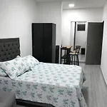 Aparta estudio amoblado Medellin, San joaquin