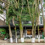 Lleras Green Hotel