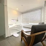 Seven Inn Hotel