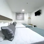 Seven Inn Hotel