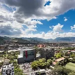TOP FLOOR Studio! Poblado, A/C, Coworking, gym 1416