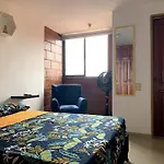 Large Pent House Near Poblado With Free Parking