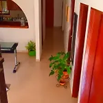 La Comunita-Cinema Hostel