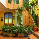 Ayenda Habana Vieja 1221