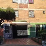 Lugar acogedor y muy central en Medellin