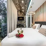 CASA CATALINA Luxury 9BDR Villa In Lleras Park