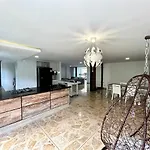Apartamento Hermoso En El Mejor Barrio Medellin