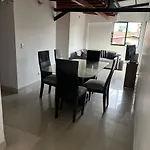 Apartamento De Lujo En Excelente Ubicacion