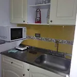 Hermoso Condominio En Medellin, Laureles