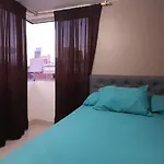 Centro! Apto San Lorenzo Downtown Apto Economico 2 Hab Parqueadero Incluido