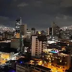 Centro! Apto San Lorenzo Downtown Apto Economico 2 Hab Parqueadero Incluido