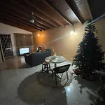 Habitacion Amigable Para Descansar Y Trabajar