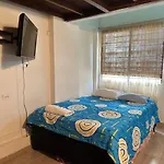 Espacio Rodeado Vida Completa