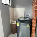 Elegante Y Amplio Apartamento