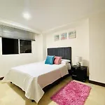Apartamento Moderno Sector Exclusivo De Medellin Colombia