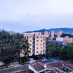 Apartamento En Laureles Con Excelente Ubicacion