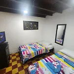 Hostal Casa Linda