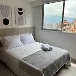 Apto Con Bella Vista-Poblado 1510