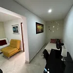 Amoblado gemas san Joaquín