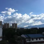 Apartaestudio Cerca Al Metro En El Poblado