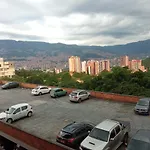 Habitacion Privada Sector Pilarica-Avenida 80