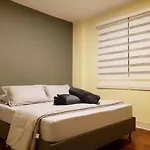 Apto Mejor Zona De Laureles 2 Habitaciones Mas Estudio