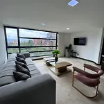 Spacious Apartments With High Views From Poblado