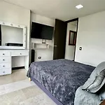 1101 El Poblado! Two Balconies & A Beautiful View