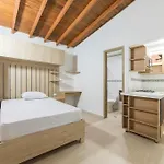 Discover Urban Life In The Heart Of Medellin 202