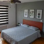 Apartamento En Laureles En Zona Rosa