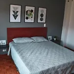 Apartamento En Laureles En Zona Rosa