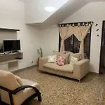 Apartamento En Laureles Con Ubicacion Privilegiada