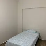 Apartamento En Laureles Con Ubicacion Privilegiada