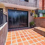 ¡Casa Con Parqueadero! Hogarena Y Vacacional