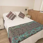 Hermoso Apartamento En Laureles