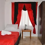 Paisa House